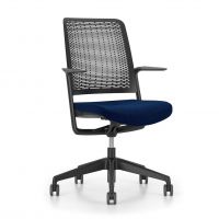 NOWY STYL - WITHME Fotel obrotowy SWIVEL CHAIR P PRF BLACK | Oparcie z perforowanym oparciem z tworzywa sztucznego | Wersja czarna B